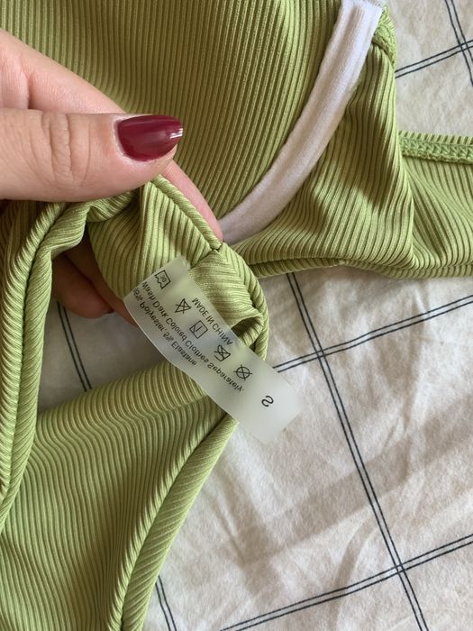 Зелен бански