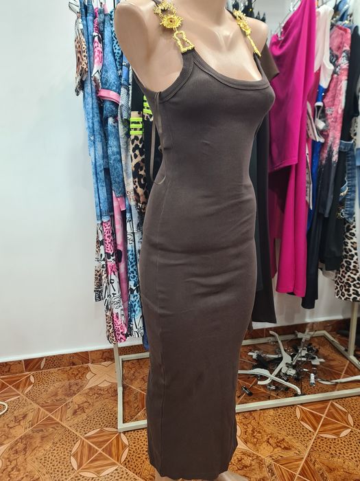 Rochie maro Schiaparelli
