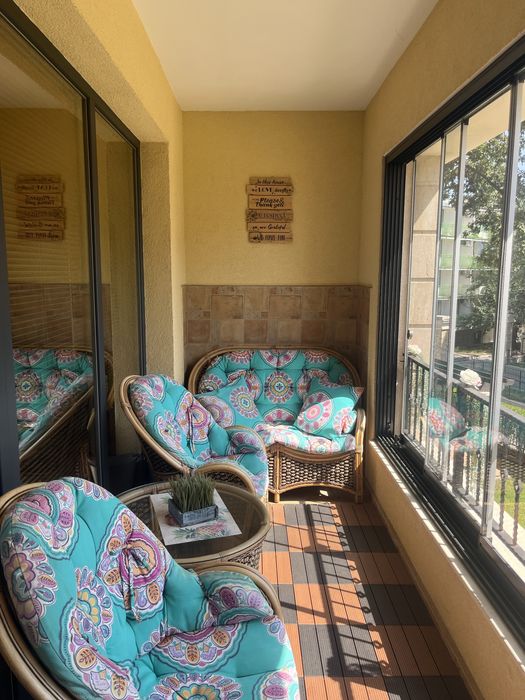 Продава се Четиристаен апартамент в Варна, Базар Левски - 220 кв.м за 2432 €/кв.м - Снимка #3