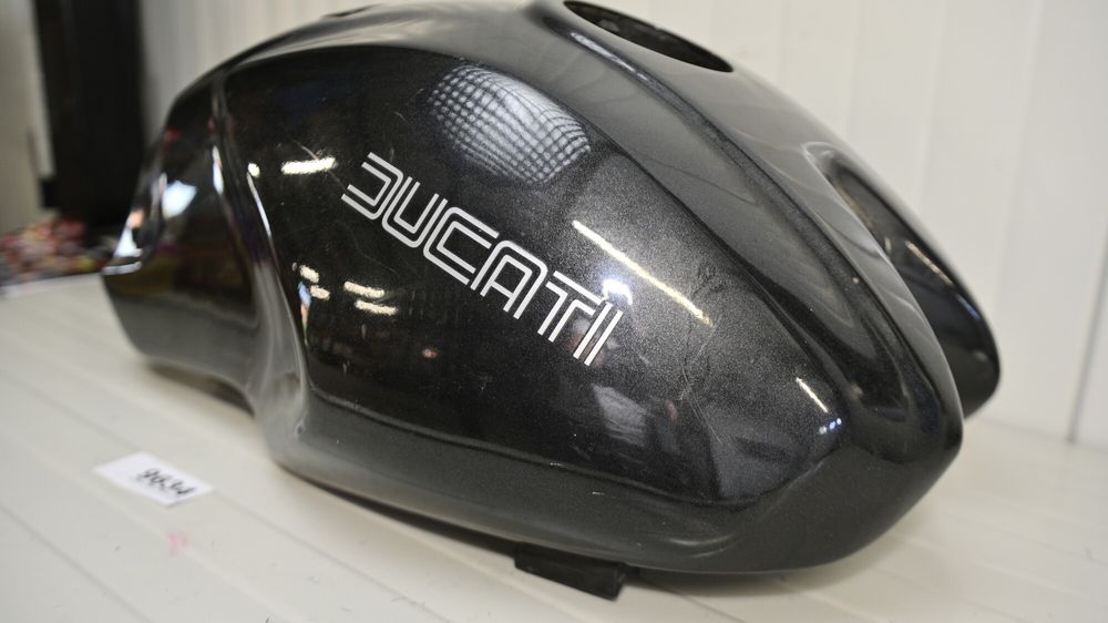 Ducati Monster 600 Rezervor de benzina plastic