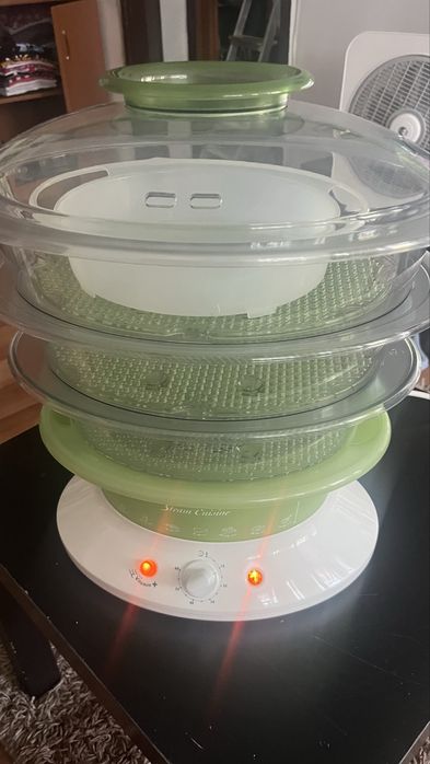 Aparat de gatit cu aburii