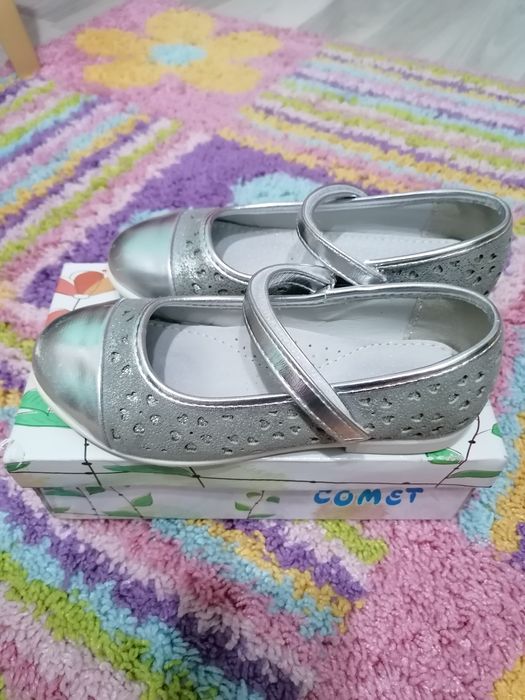 Детски обувки за момиче