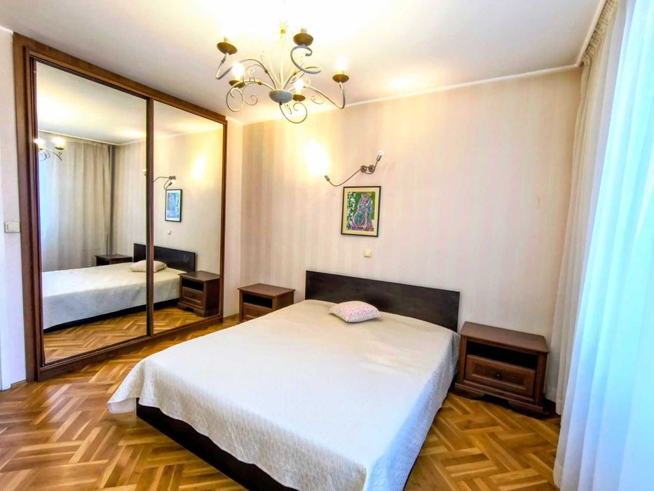 Дава се под наем Тристаен апартамент в Пловдив, Тракия - 100 кв.м за 488.58 € - Снимка #9