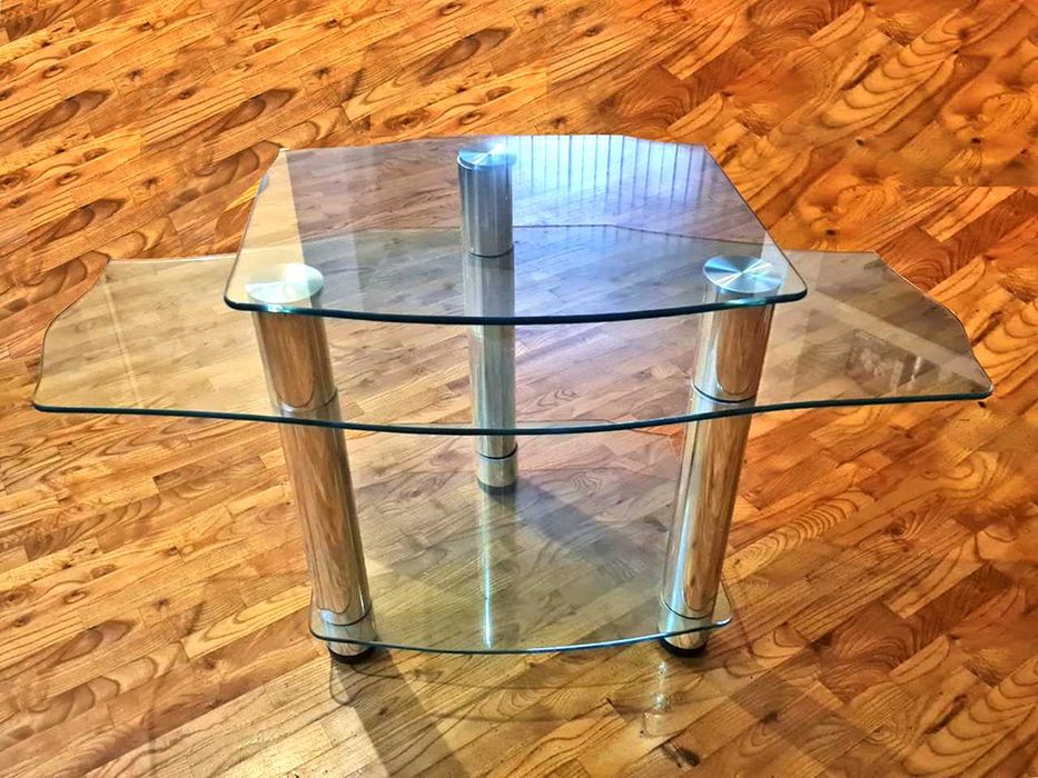 Журнальный столик или подставка по телевизор, стекло, хайтек