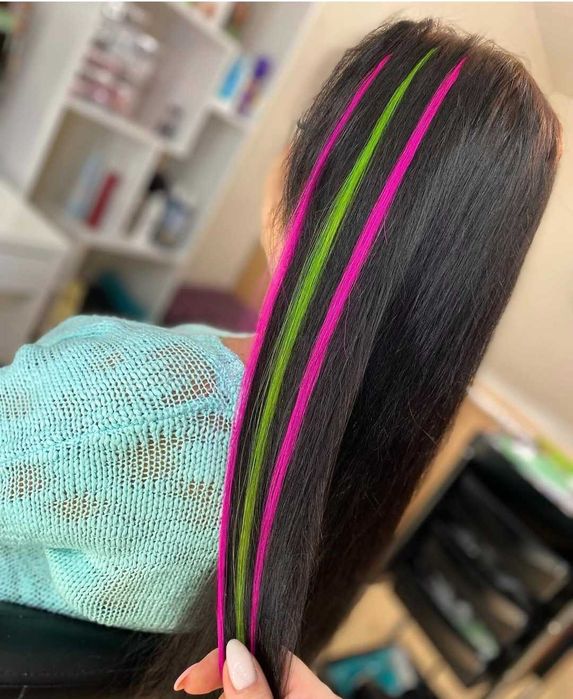Наращивание волос, цветные пряди
