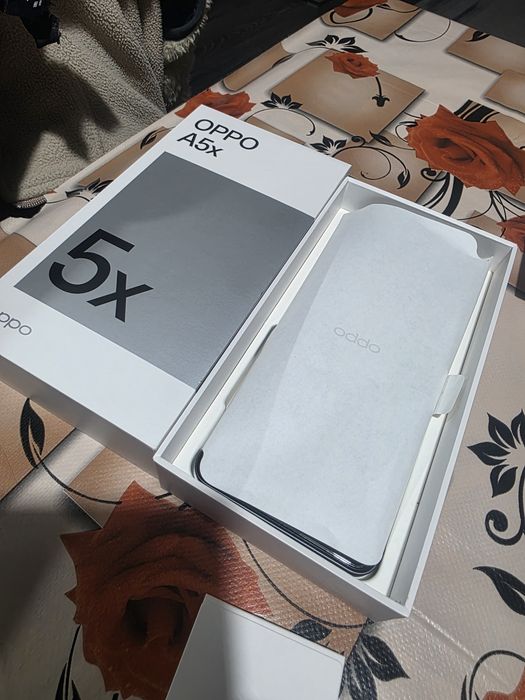 Oppo a5x чисто нов с гаранция 2г.