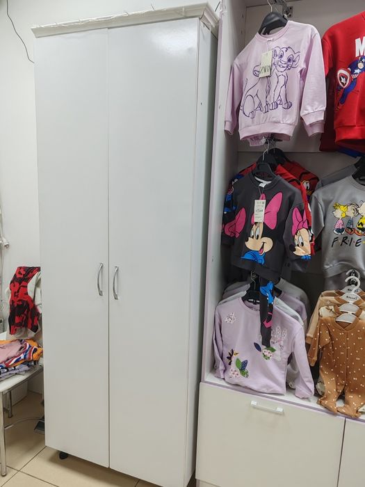 Продается шкаф видеокамера все