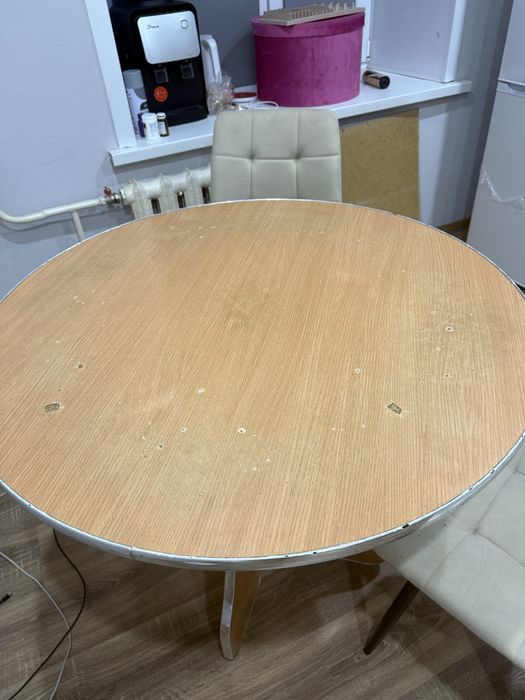 Продам кухонный стол
