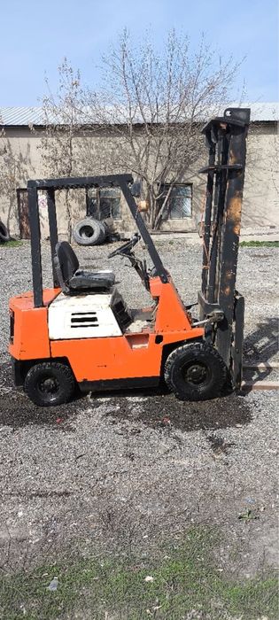 Погрузчик Ниссан 2.5 тон