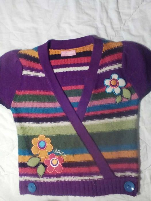 Комплект жилеток/ безрукавок Турция на девочку 4-6 лет