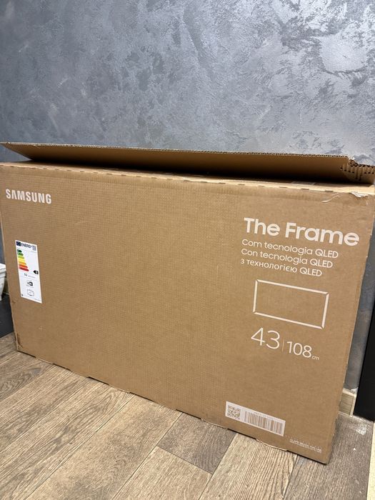 Tv Samsung The Frame 108 Cm Amanet SZ Non Stop