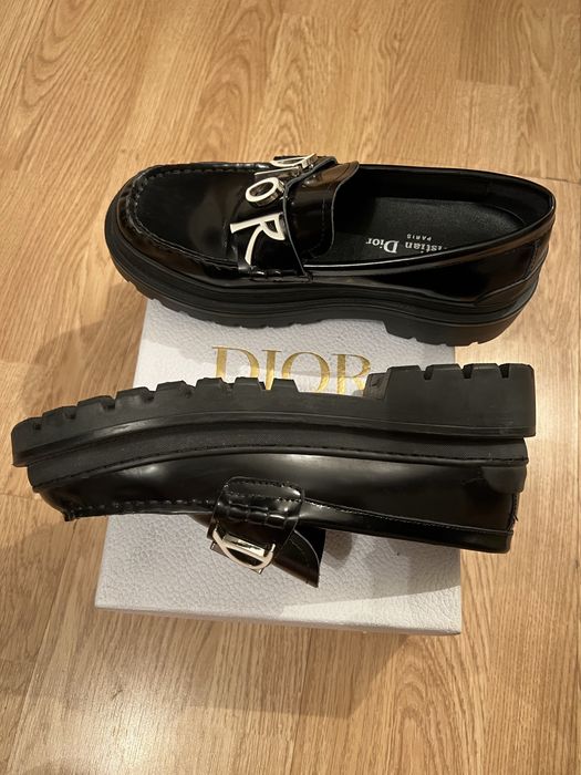 Лоферы женские.