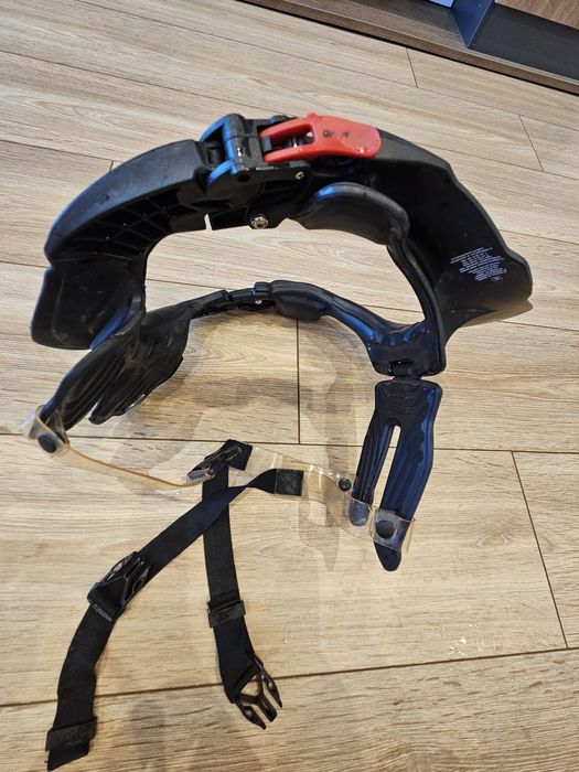 Leatt 4.5 Neck Brace/ Яка за врат