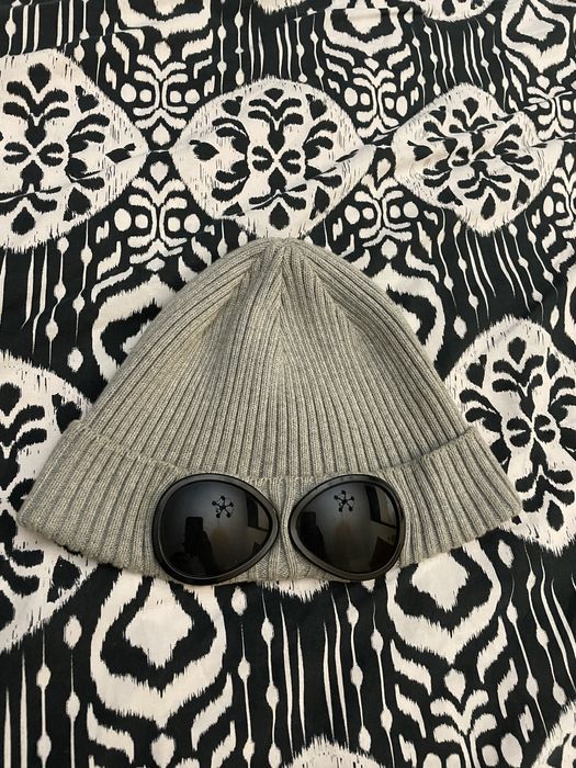 CP Company шапка