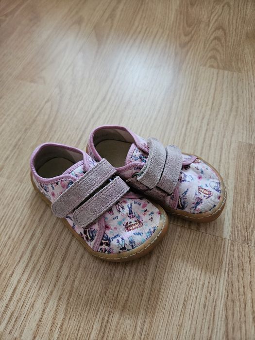 Детски боси обувки