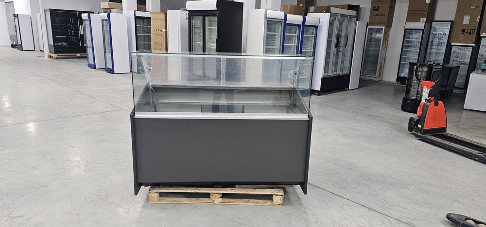 Салатна Хладилна Витрина
