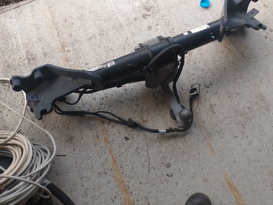 Ел.теглич за туарег след 2019 година