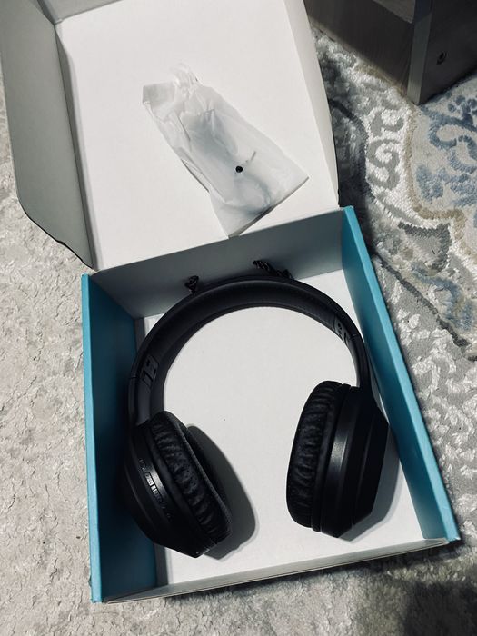 Наушники Celebrat