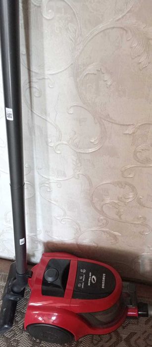 Продается    пылесос