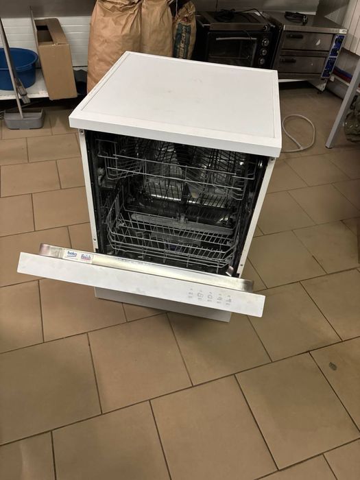 Прсудомоечная машина beko