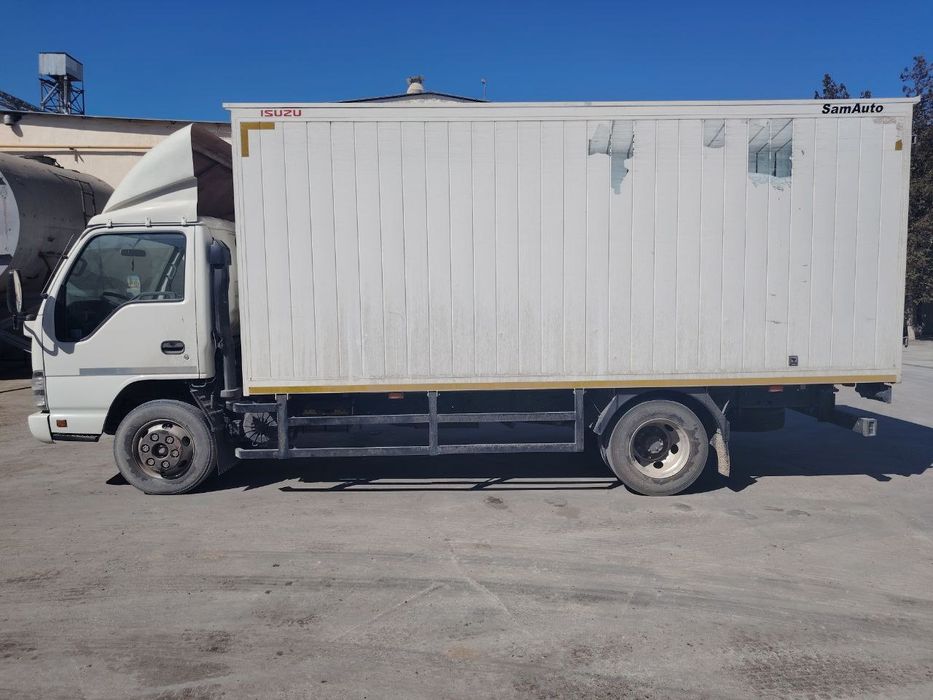 Isuzu nqr71pl 8 ton