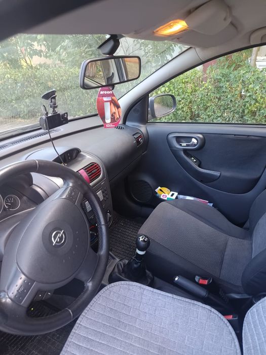 Vând Opel CORSA 1.3 diedel