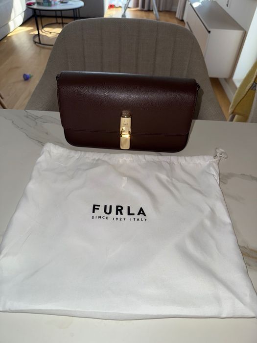 Чанта Furla - чисто нова - кафявя