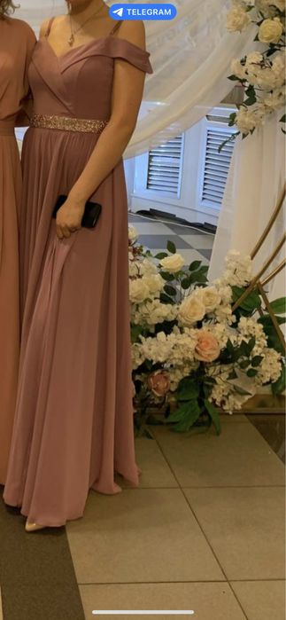 Продается вечернее платье