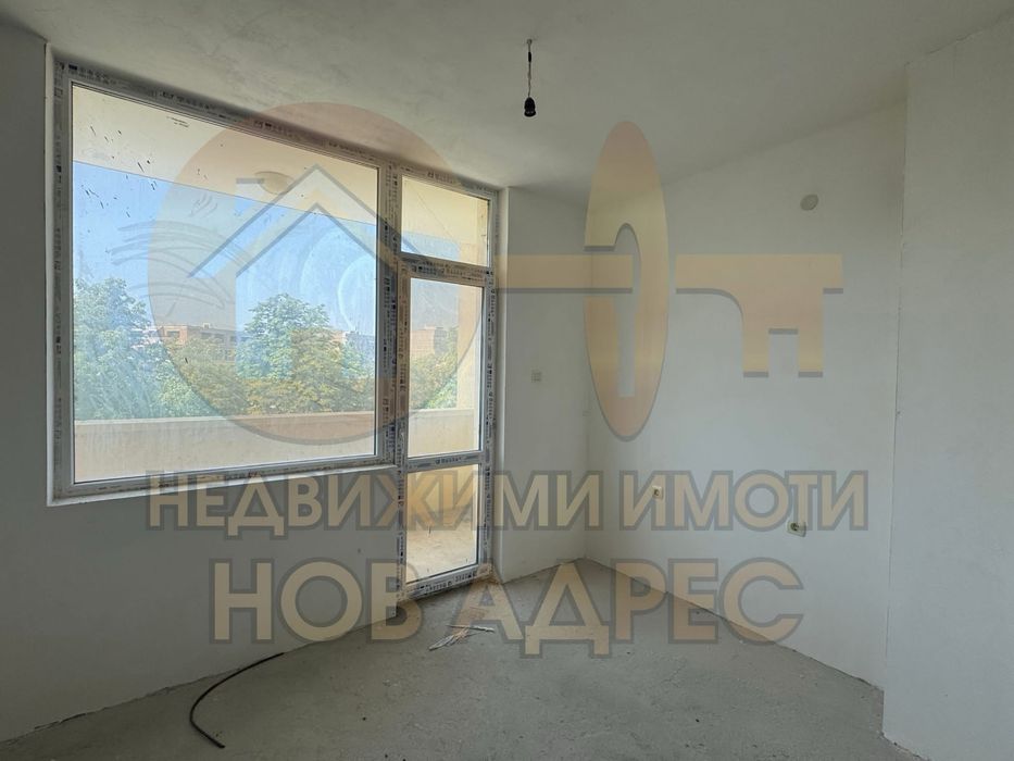 Продава се Двустаен апартамент в Търговище, Вароша - 76 кв.м за 1221 €/кв.м - Снимка #4