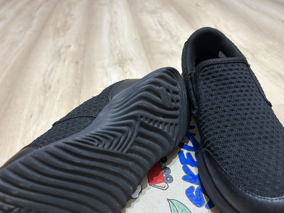 Продам кроссовки