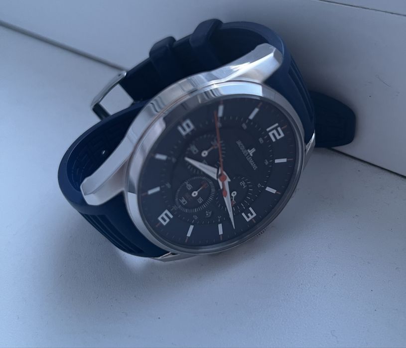 Срочно продам часы