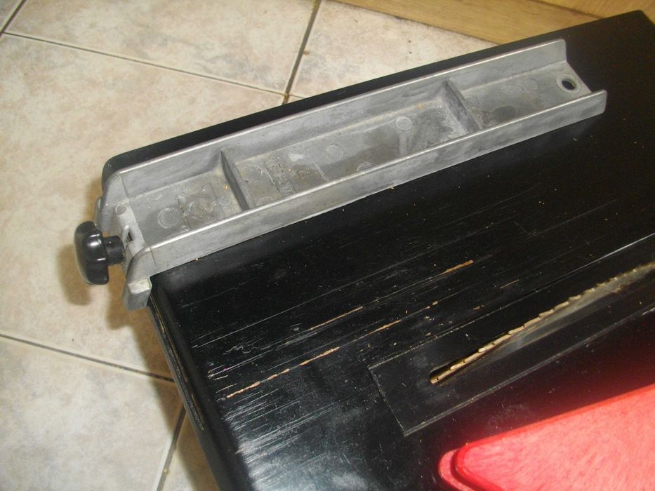 HANNING 700W 3,2A електрически немски настолен циркуляр професионален