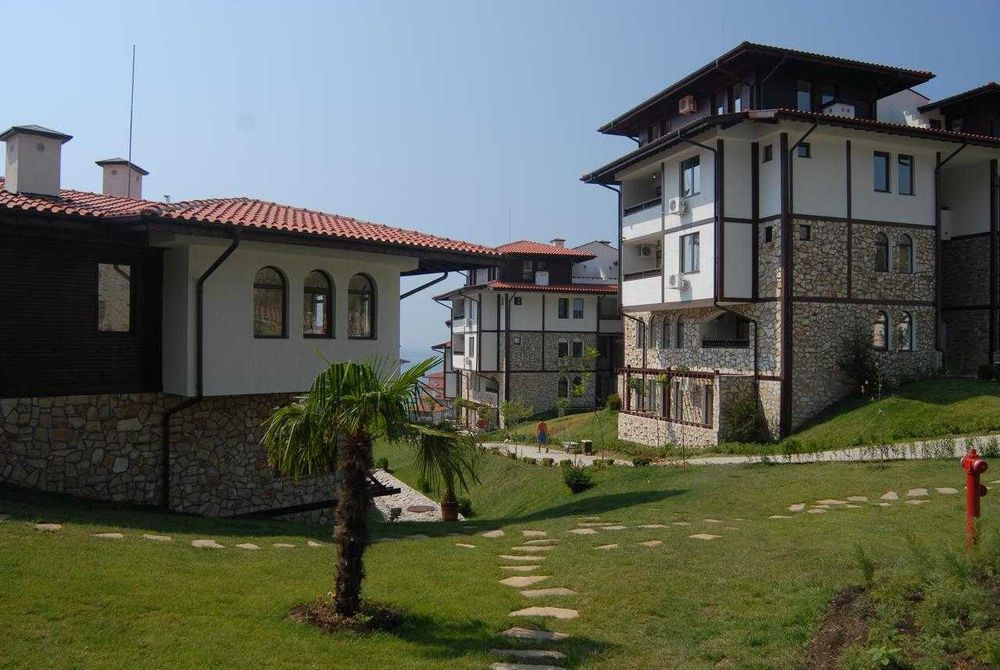 Продава се Двустаен апартамент в Свети Влас - 65 кв.м за 730 €/кв.м - Снимка #16