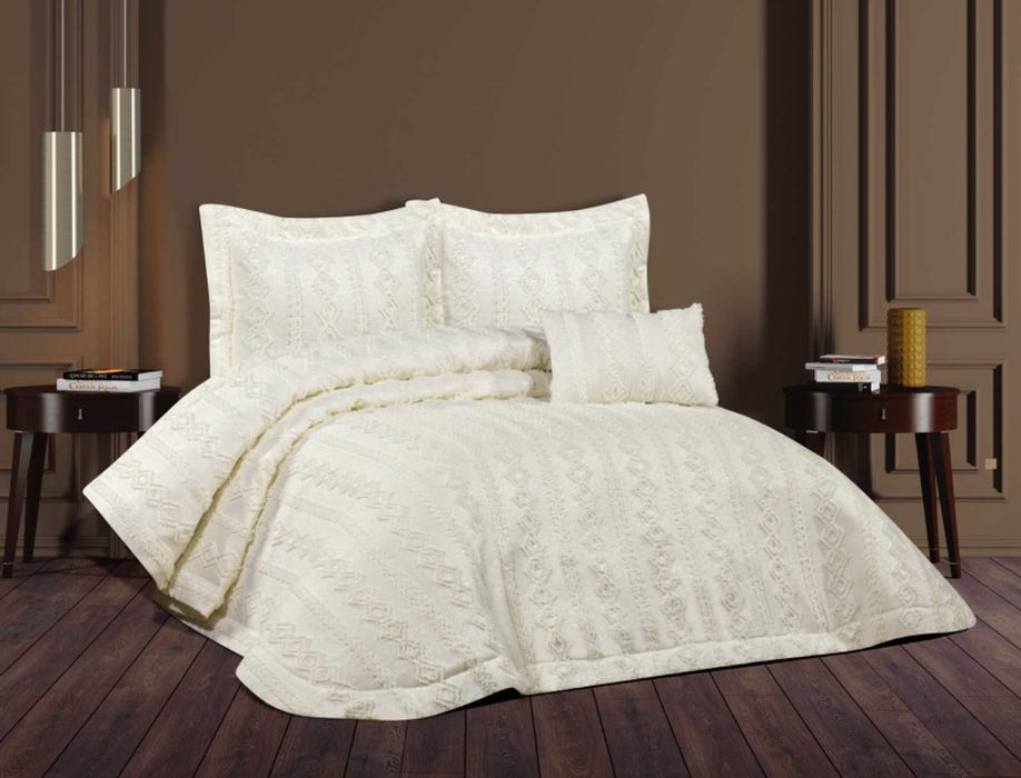 Set cuvertura 3,4,6 piese Marca Estima