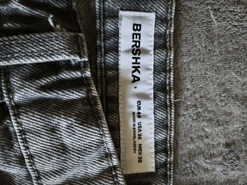 Pantaloni Scurți (Jorts) Denim Gri Bershka