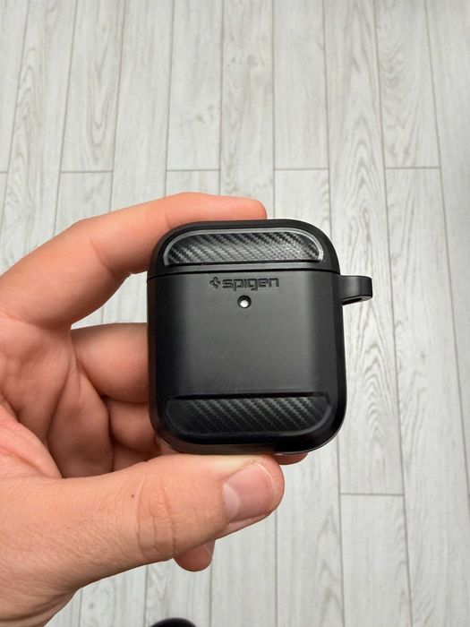 Carcasa / Husa Spigen Rugged Armor pentru AirPods 1/2