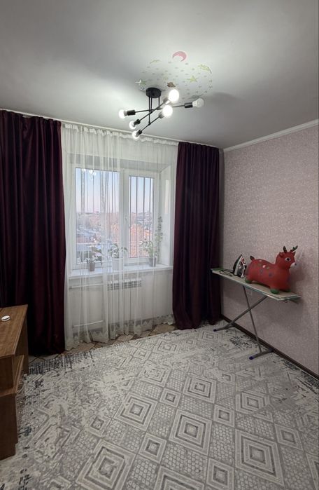 Продается 3-х комн.кв в районе Зенит .