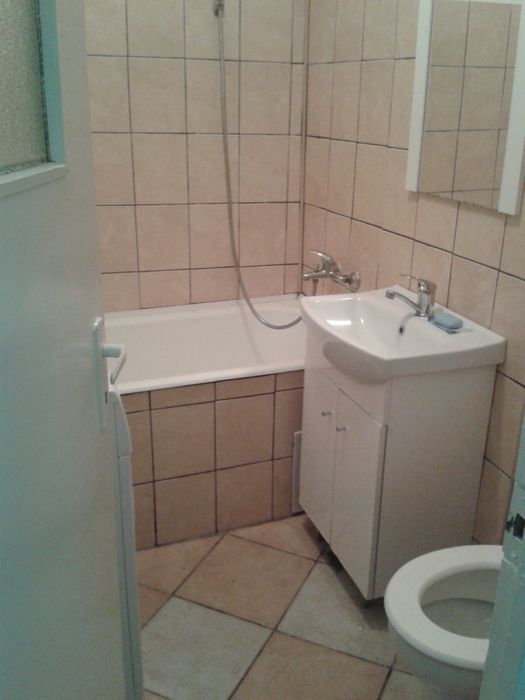 Garsonieră de închiriat