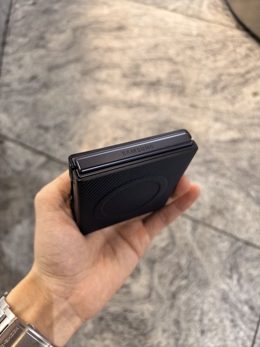 Samsung z flip 7 12/512