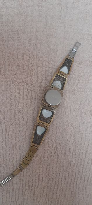 Женские часы чайка.