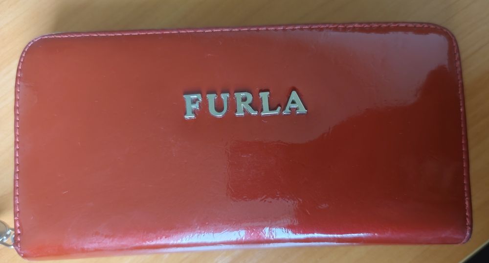 Furla дамски портфейл