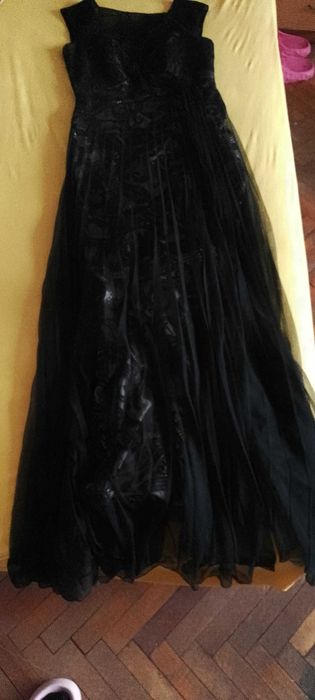 дамска бална рокля  заедно с безплатна дамска  бална чанта и обувки