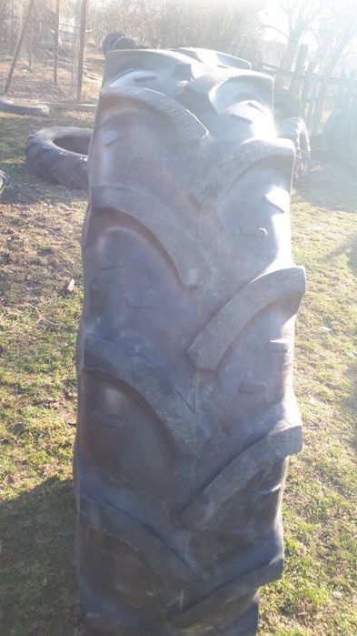 Anvelopa tractor 12,4R32 uzura 50% radiale