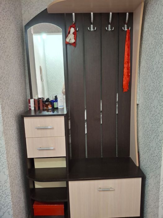 Шкаф для прихожей