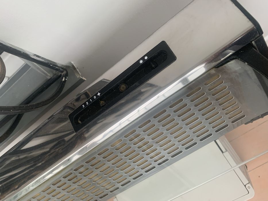 Вытяжка для газовой плиты