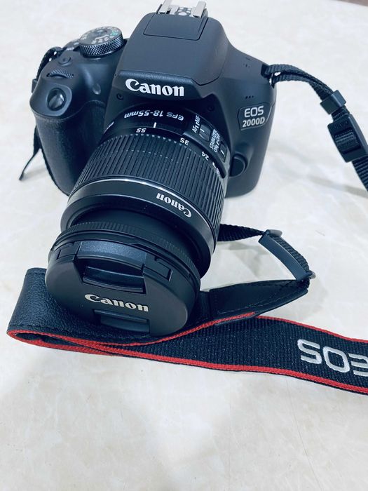 Canon EOS 2000D kit 18-55mm IS II