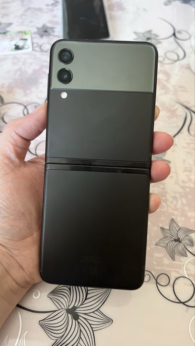 Samsung Z Flip3 5G