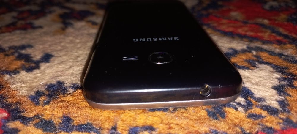 Продам телефон gt-s7262