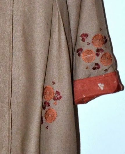 Pardesiu palton  de primavara - toamna   Gudrum Sjoden cu broderie