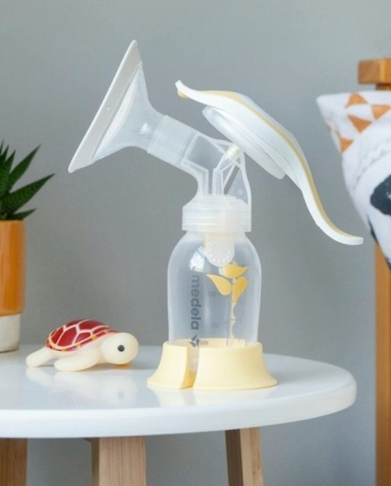 Молокоотсос MEDELA ручной